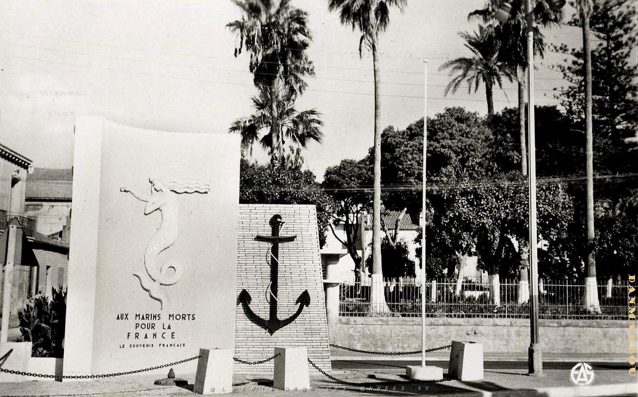 Arzew 510- monument aux marins COLLECTION DES AMIS DE ND DE SANTA CRUZ.jpg